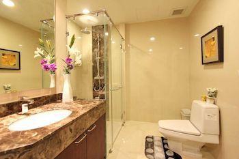 Piyathip Place Serviced Aparthotel Bangkok