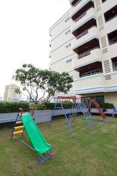Piyathip Place Serviced 4*