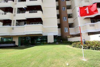 Piyathip Place Serviced Aparthotel 4*