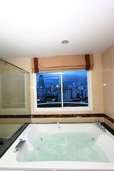 Aparthotel Piyathip Place Serviced