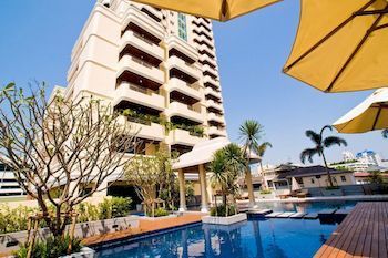Aparthotel Piyathip Place Serviced 4*
