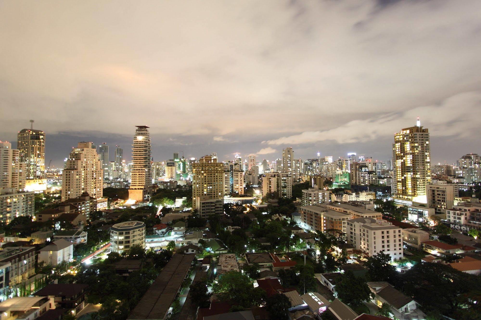 Aparthotel Piyathip Place Serviced Bangkok